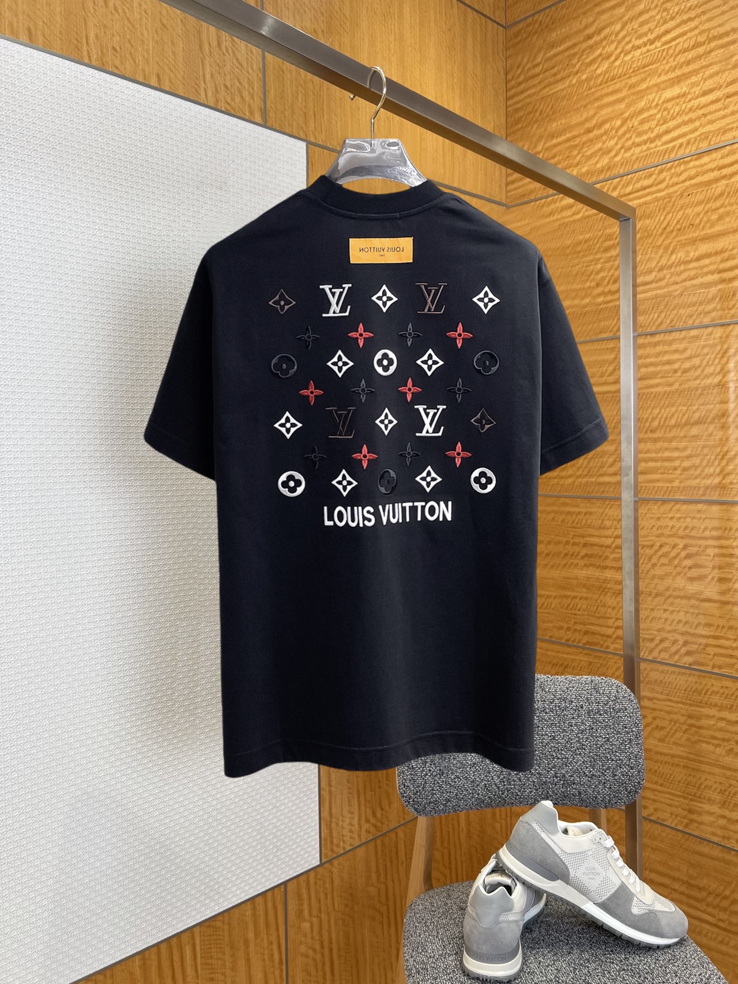 short sleeves